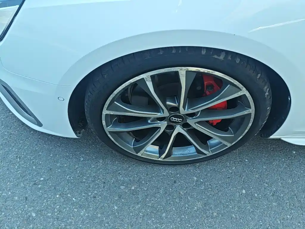 Audi A4L — миниатюра 23
