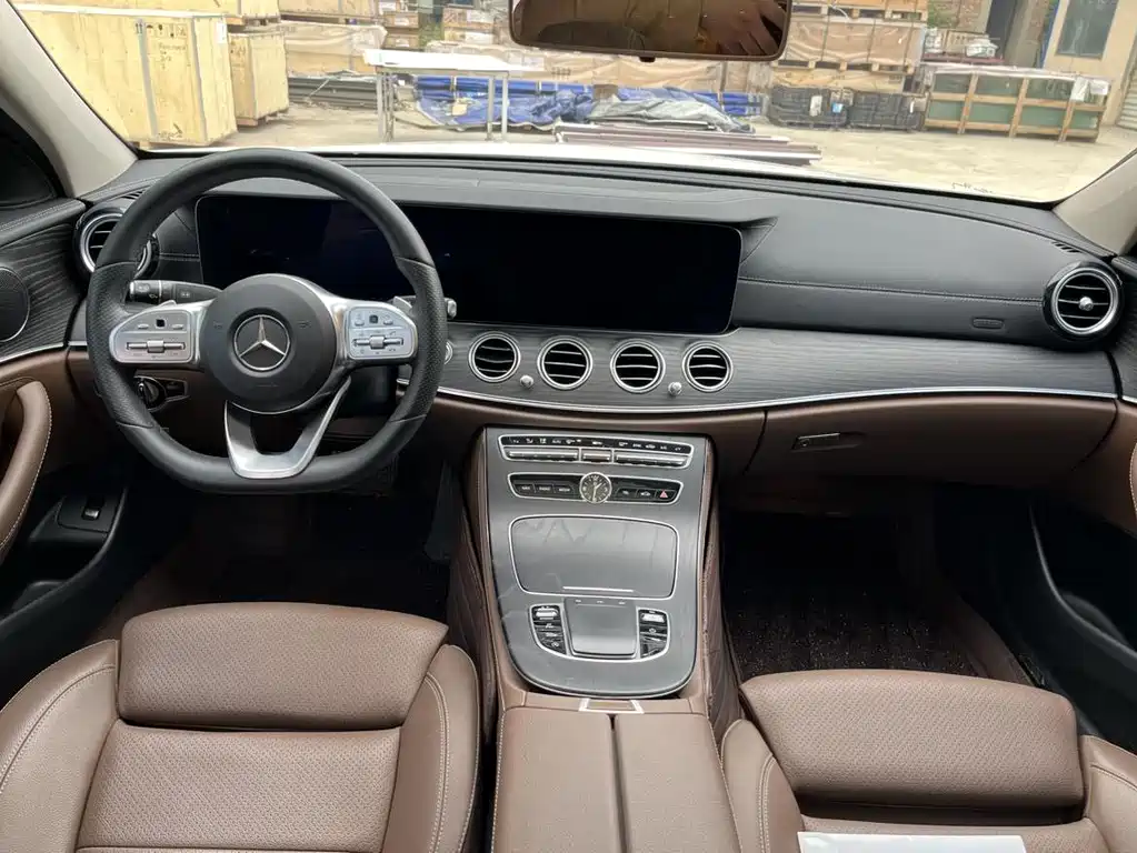 Mercedes-Benz E-Class E 2020 E 260 L Sport