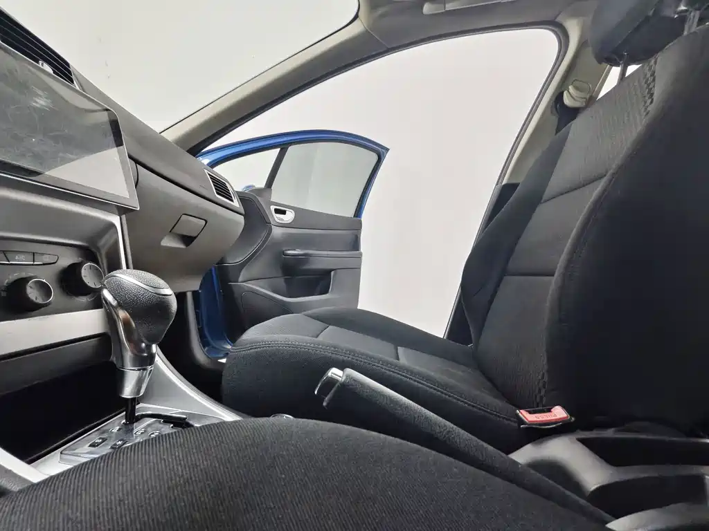 Peugeot 307 — миниатюра 12
