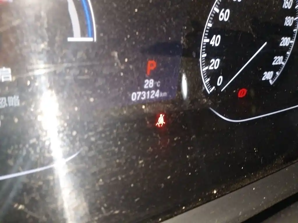 Honda Accord — миниатюра 8