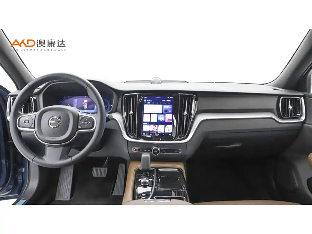 Volvo S60 2023 T8 Luxury