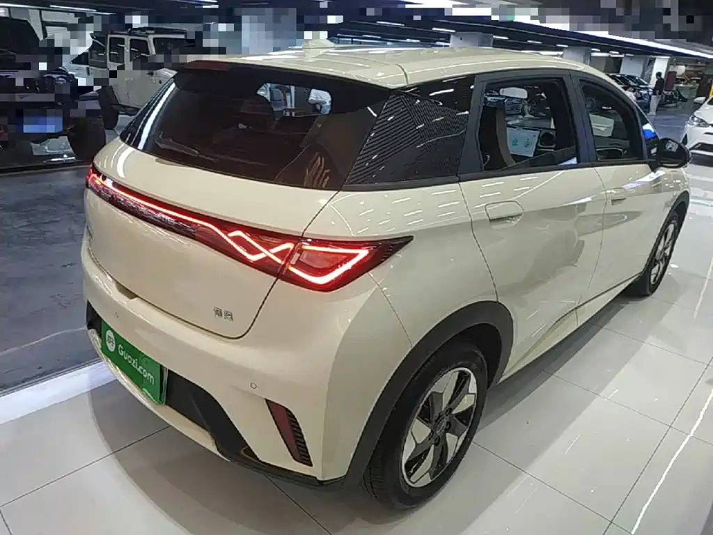 BYD Dolphin — миниатюра 7