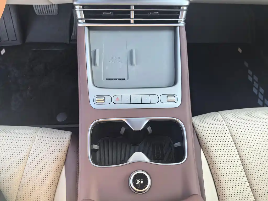 BYD Seal 07 DM-i — миниатюра 11