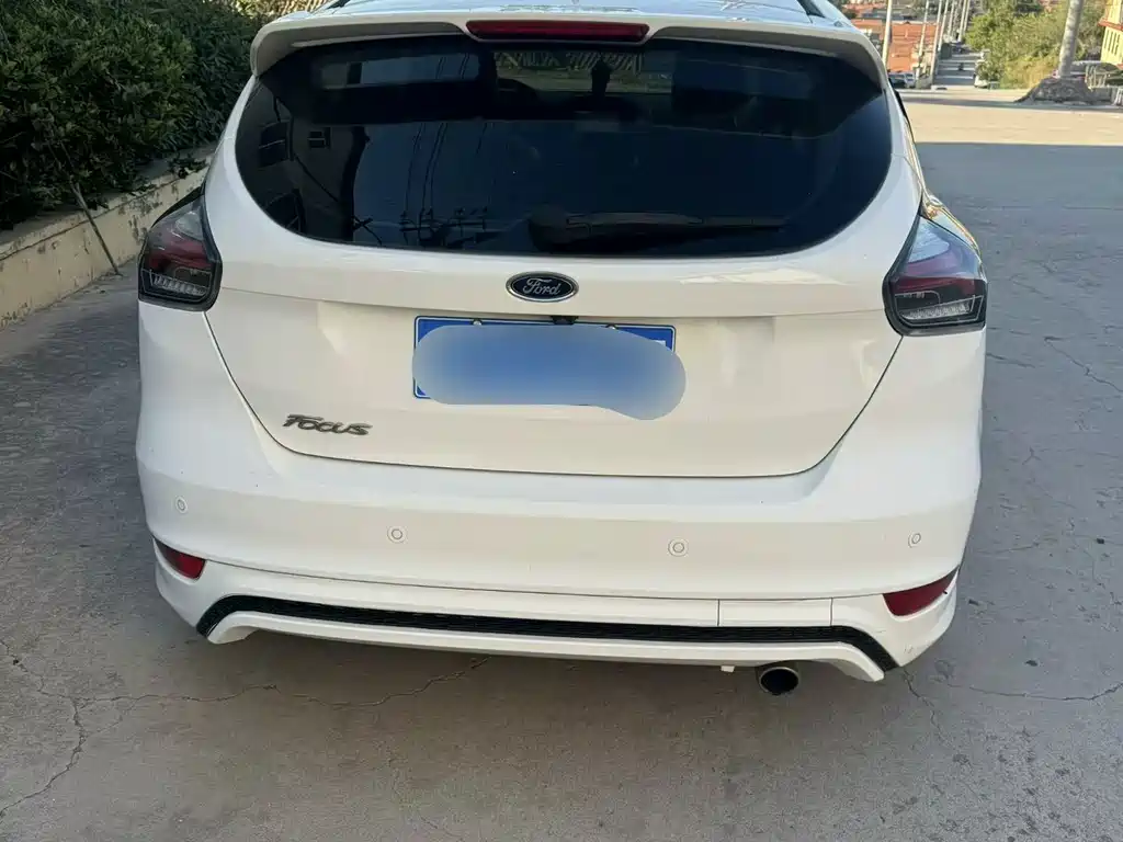 Ford Focus — миниатюра 6