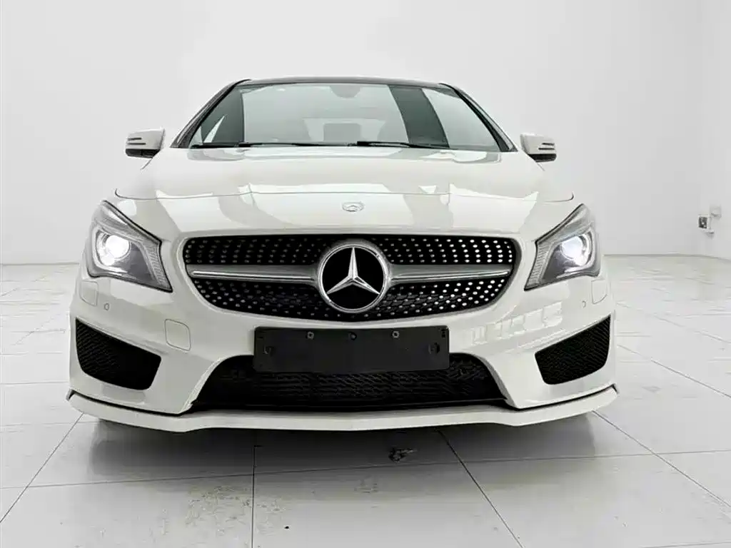 Mercedes-Benz CLA (Import)