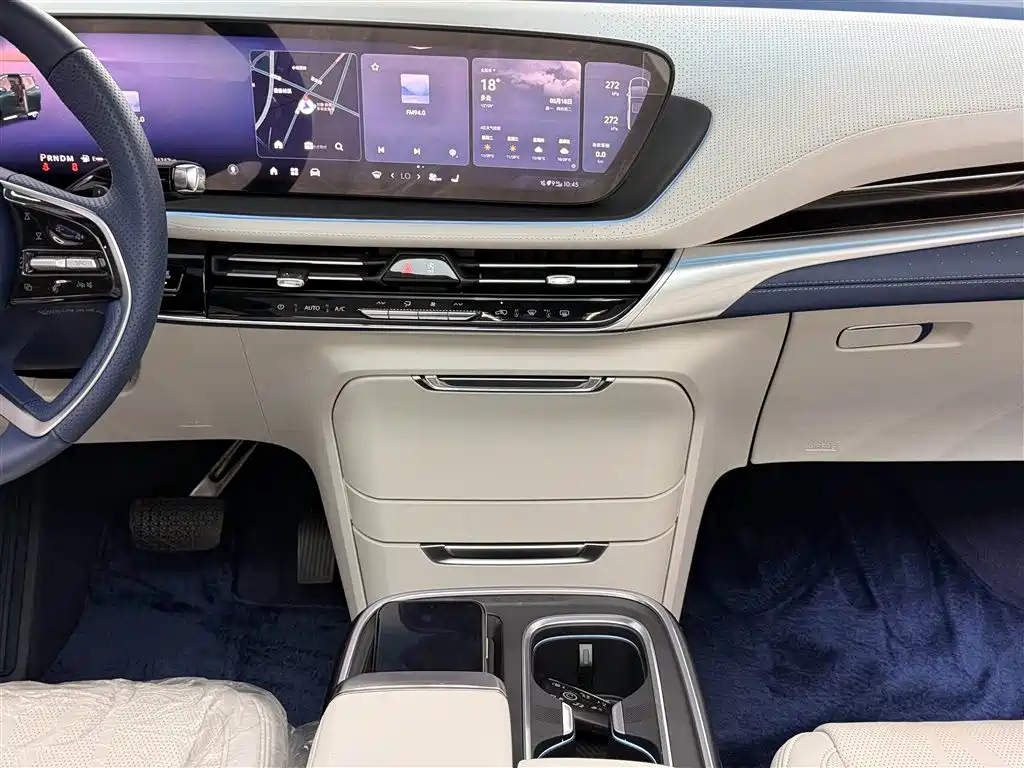 Buick Century 2025 2.0T мест