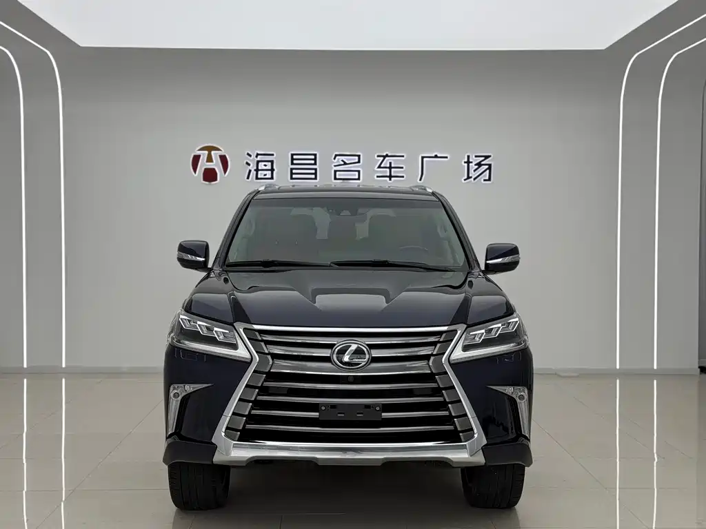 Lexus LX 2017 570 Luxury