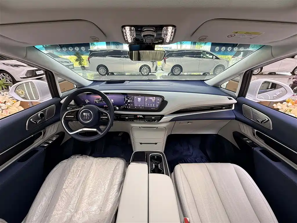 Buick Century 2025 2.0T мест
