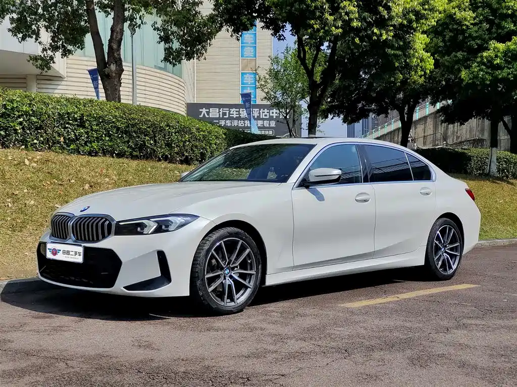 BMW 3 Series 2023