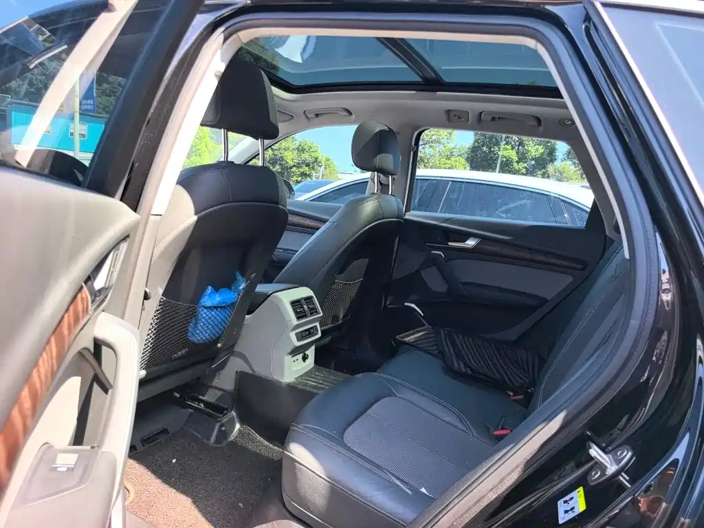Audi Q5L — миниатюра 8
