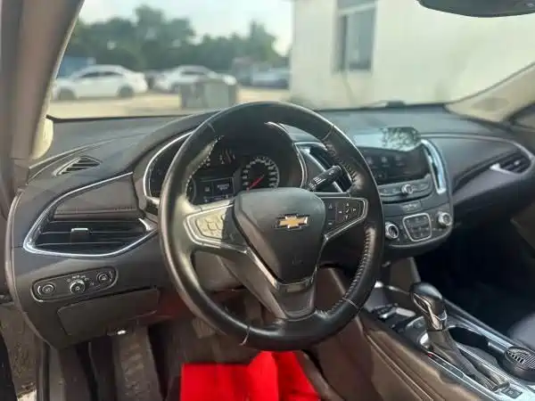 Chevrolet Malibu XL — миниатюра 6
