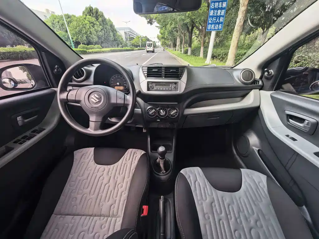 Suzuki Alto — миниатюра 4