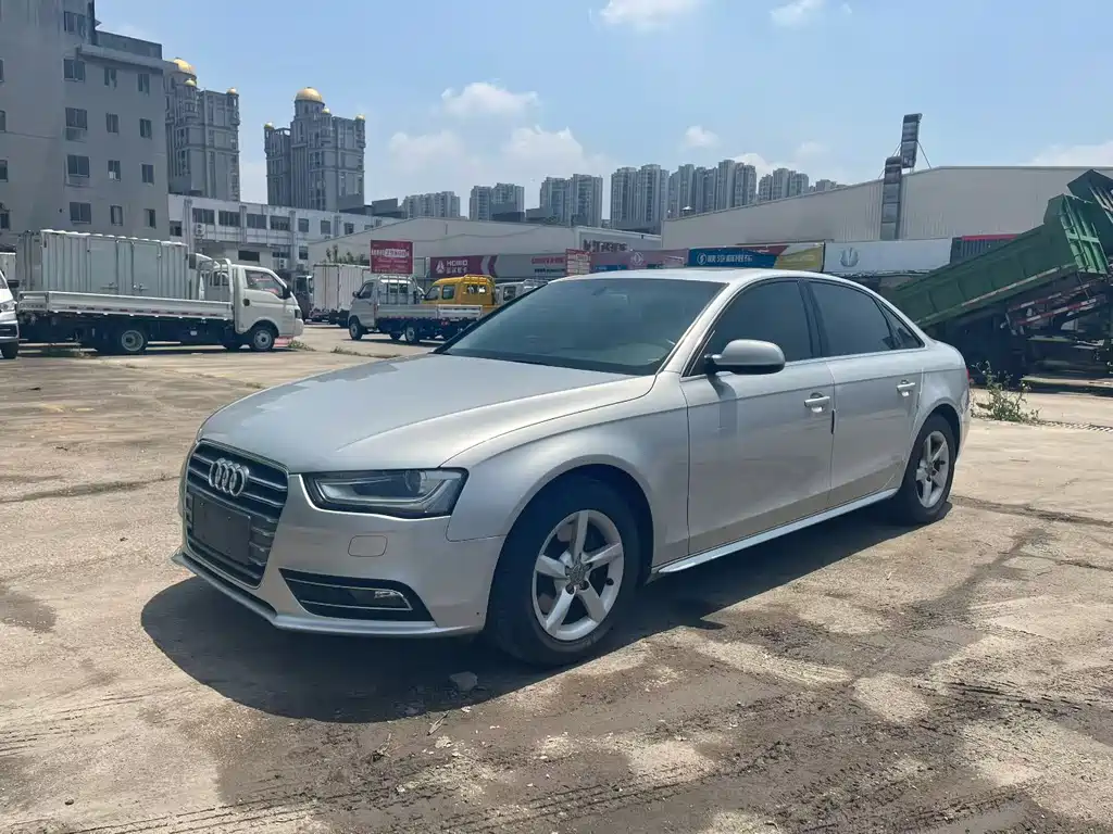 Audi A4L 2014