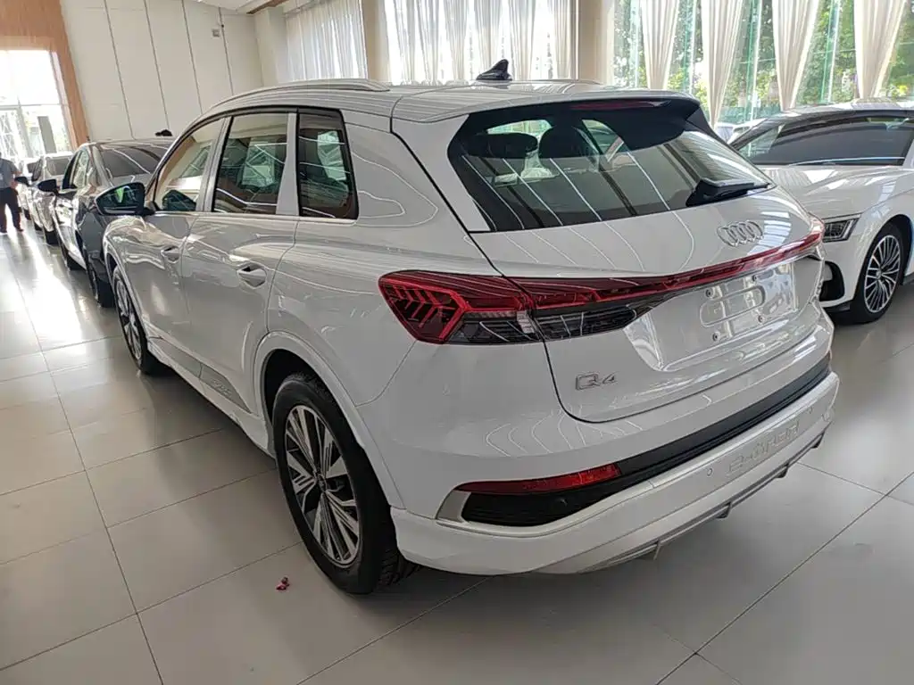 Audi Q4 e-tron 2024 40 e-tron