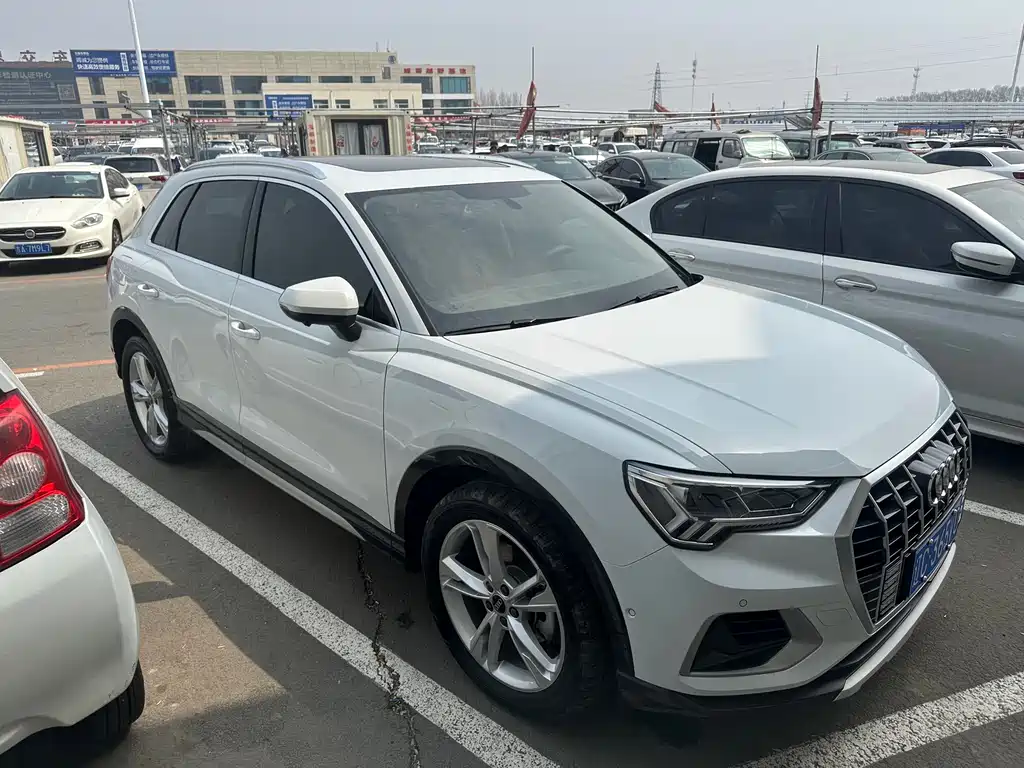 Audi Q3 2022 35 TFSI Fashion