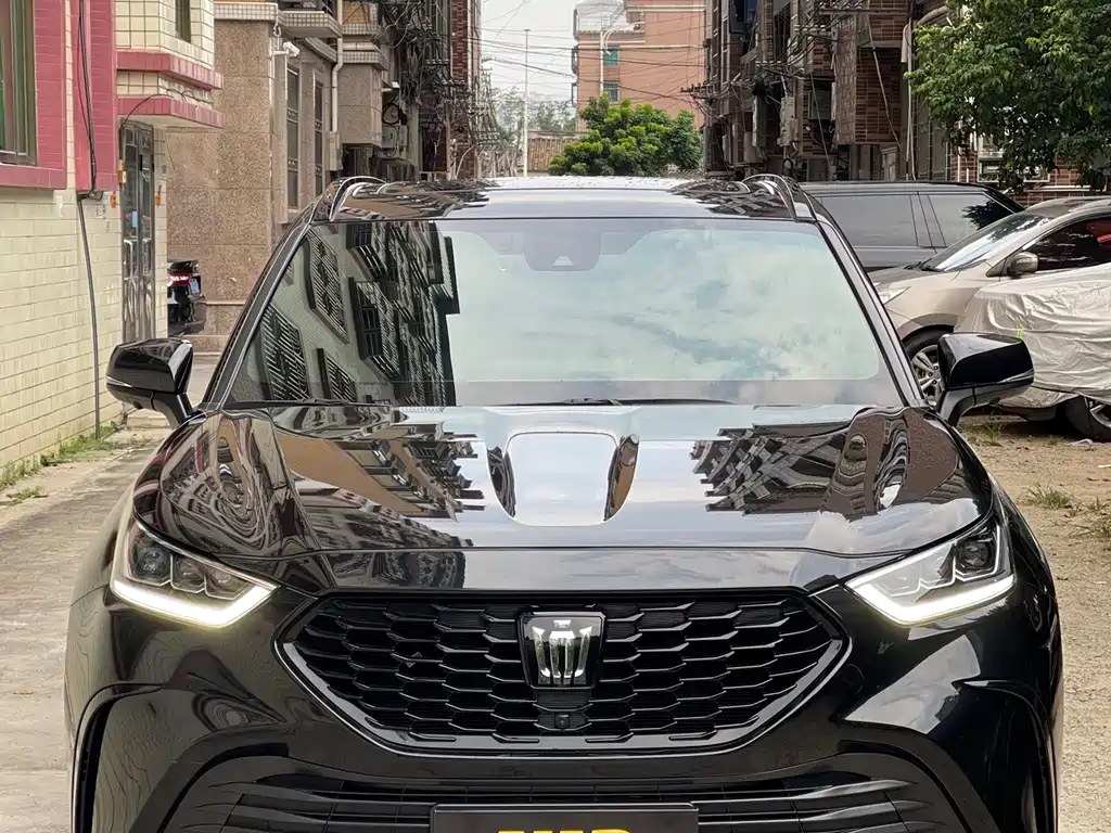 Toyota Crown Kluger — миниатюра 2