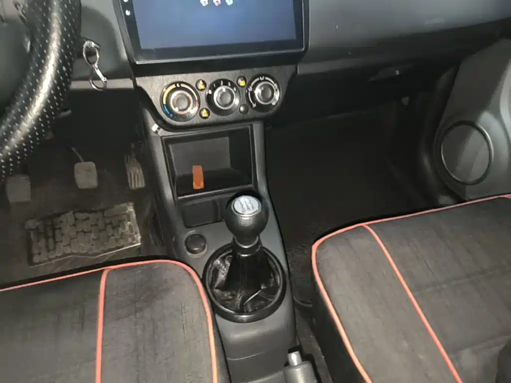 Suzuki Swift — миниатюра 14