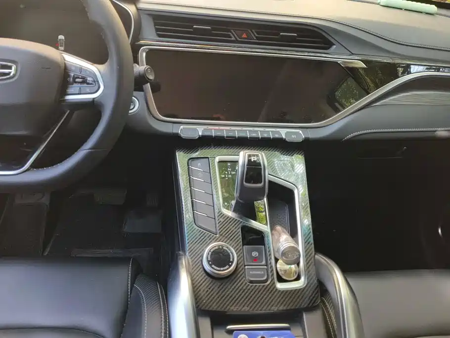 Geely Boyue — миниатюра 12