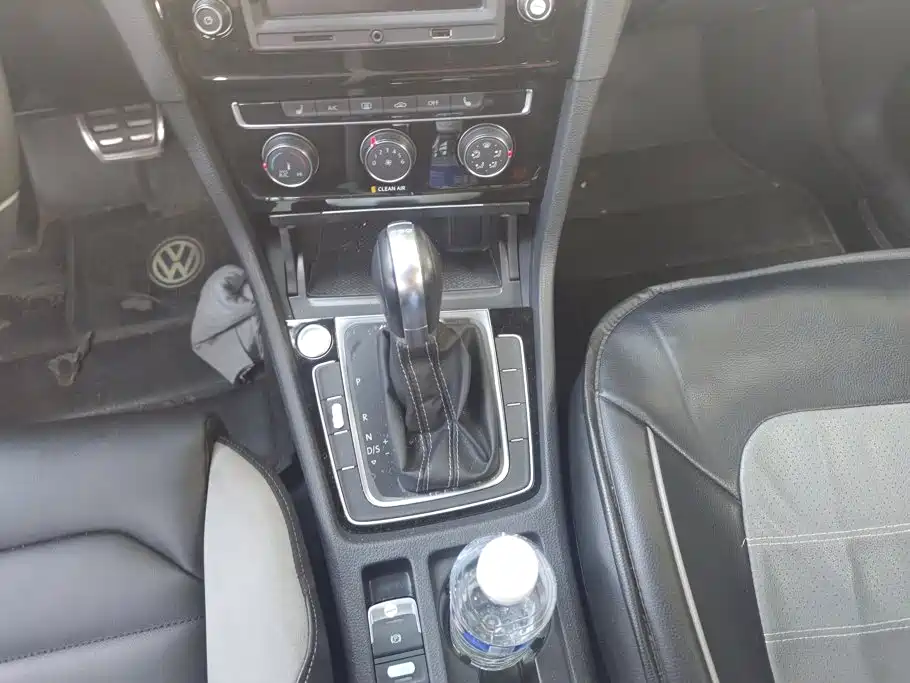 Volkswagen Golf — миниатюра 16