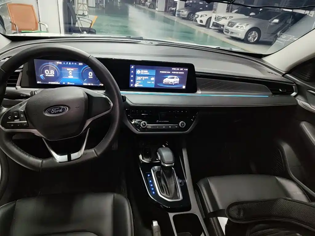 Ford Escort — миниатюра 13