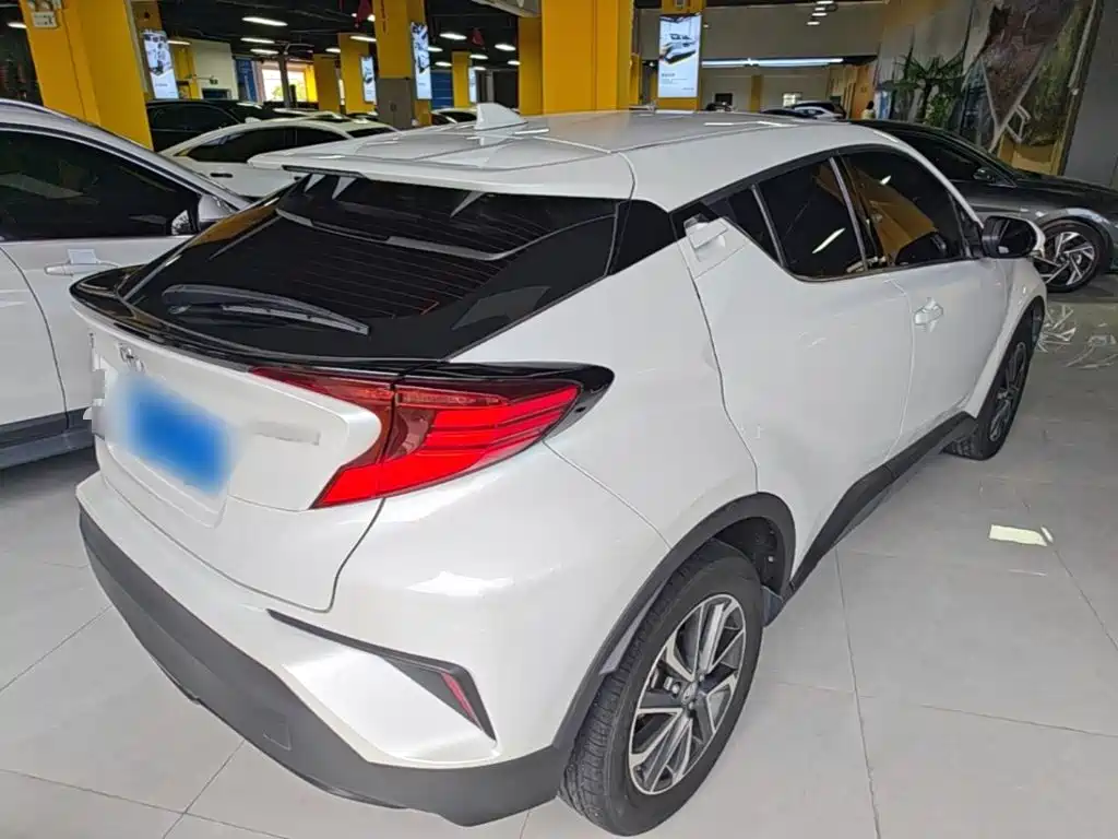Toyota IZOA — миниатюра 7