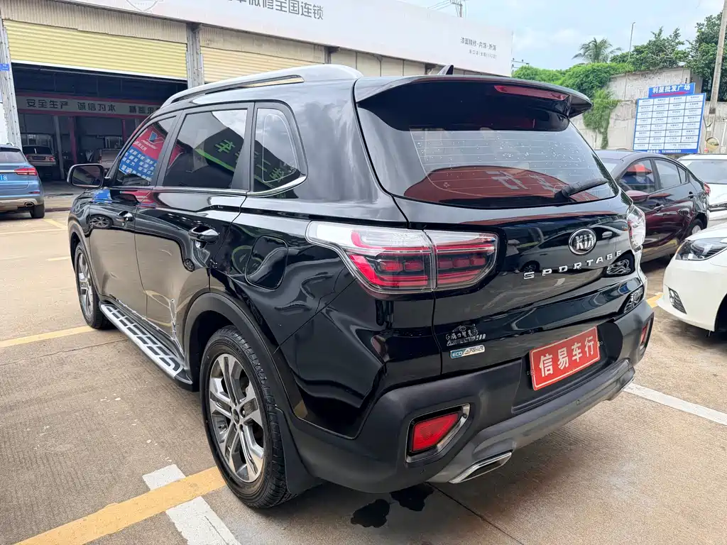 Kia Sportage - фото 6