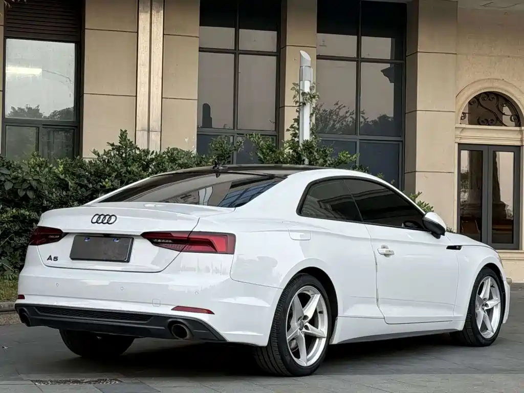 Audi A5 (Import) — миниатюра 8