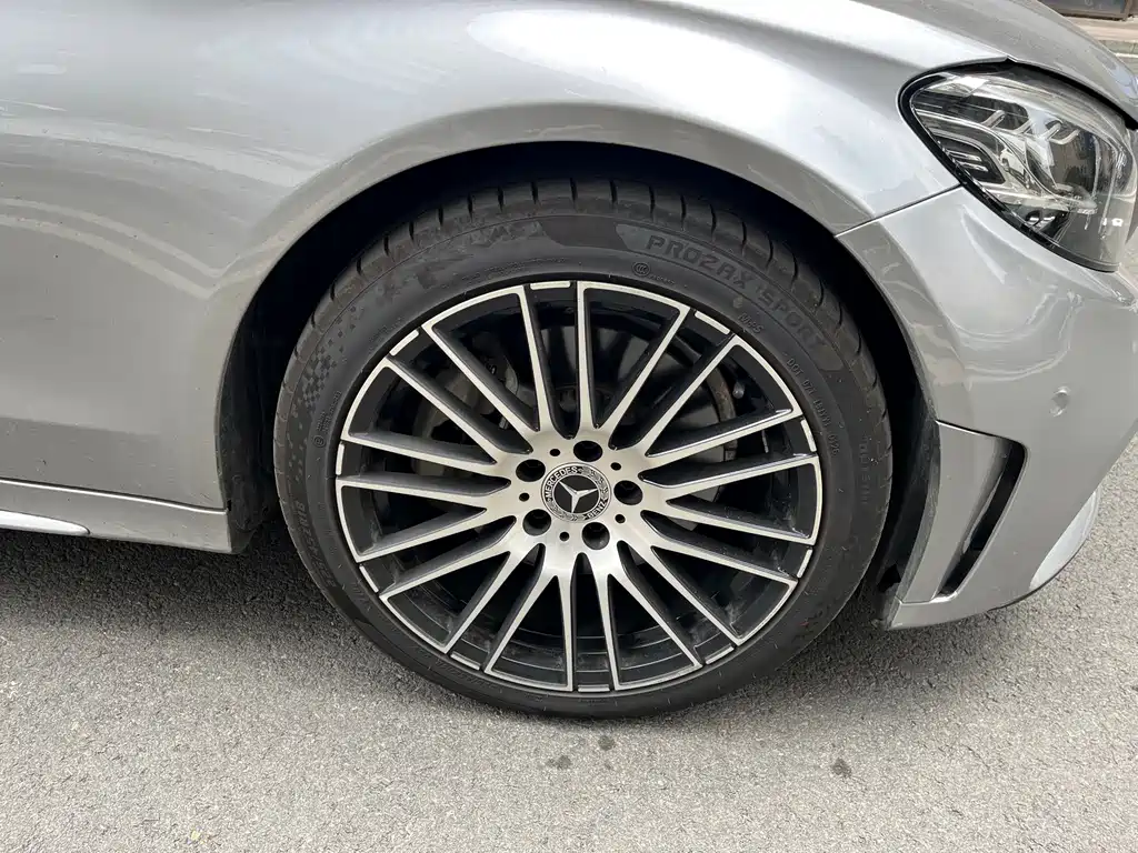 Mercedes-Benz C-Class — миниатюра 16