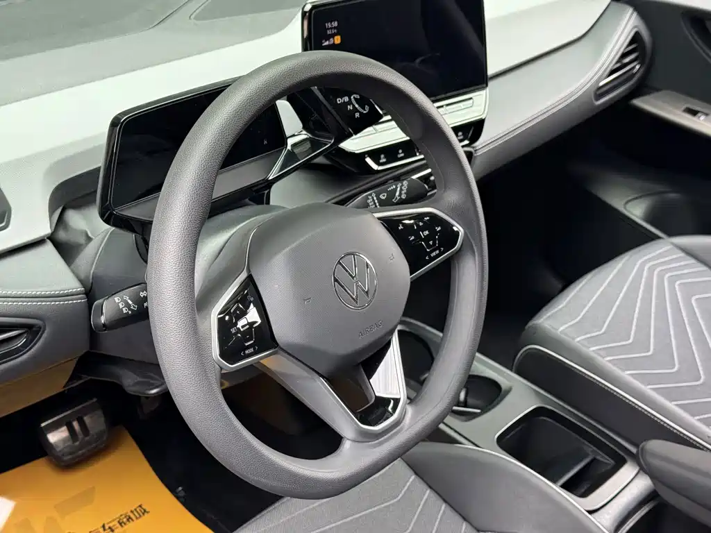 Volkswagen ID.3 — миниатюра 16
