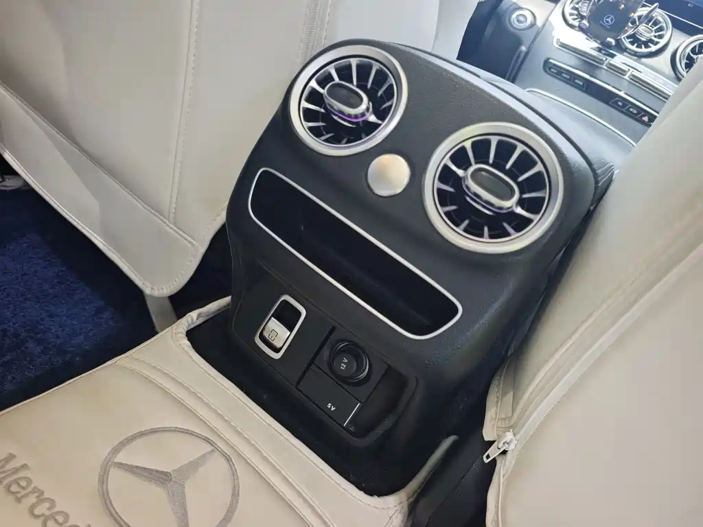 Mercedes-Benz C-Class — миниатюра 21