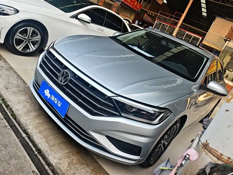 Volkswagen Sagitar 2021