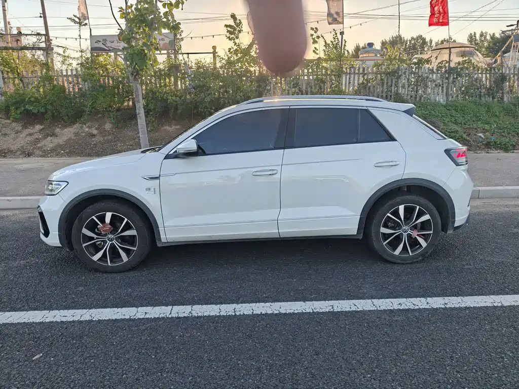 Volkswagen T-Roc — миниатюра 7