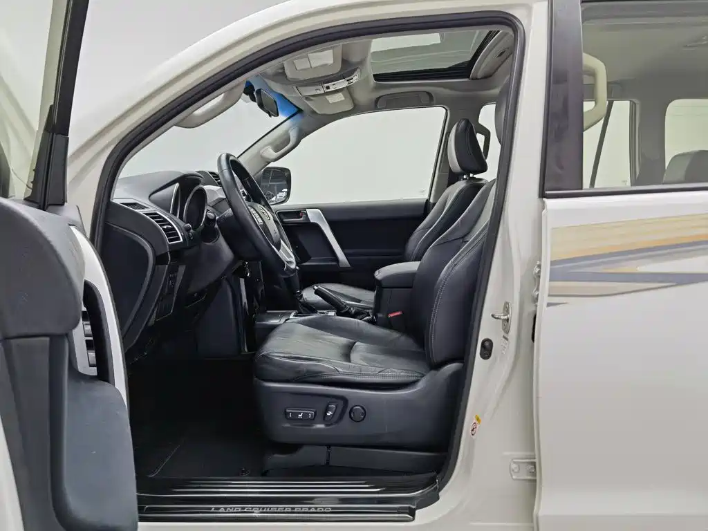Toyota Prado — миниатюра 10