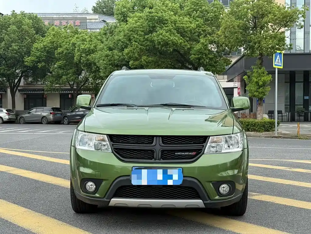 Dodge Journey — миниатюра 2