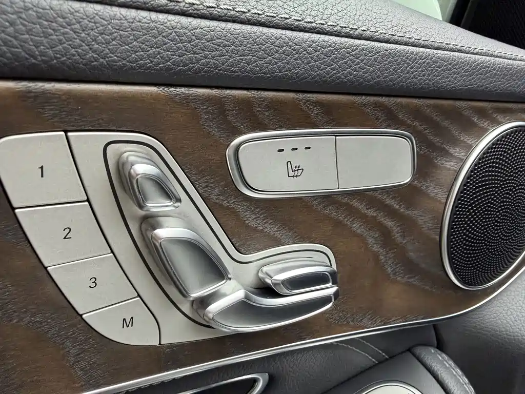 Mercedes-Benz GLC — миниатюра 21