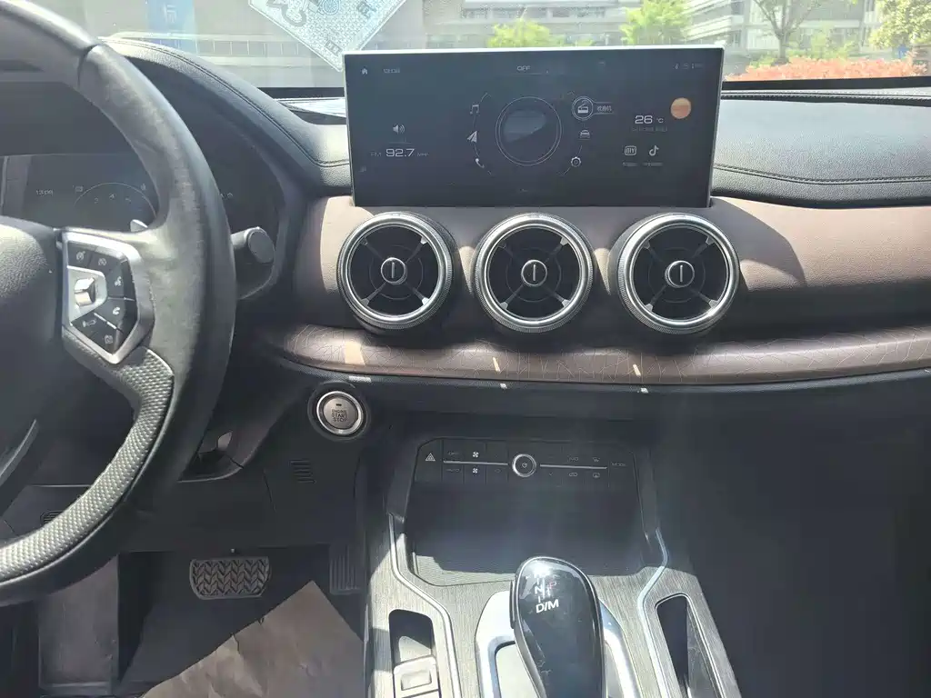 Wey Wey VV5 — миниатюра 6