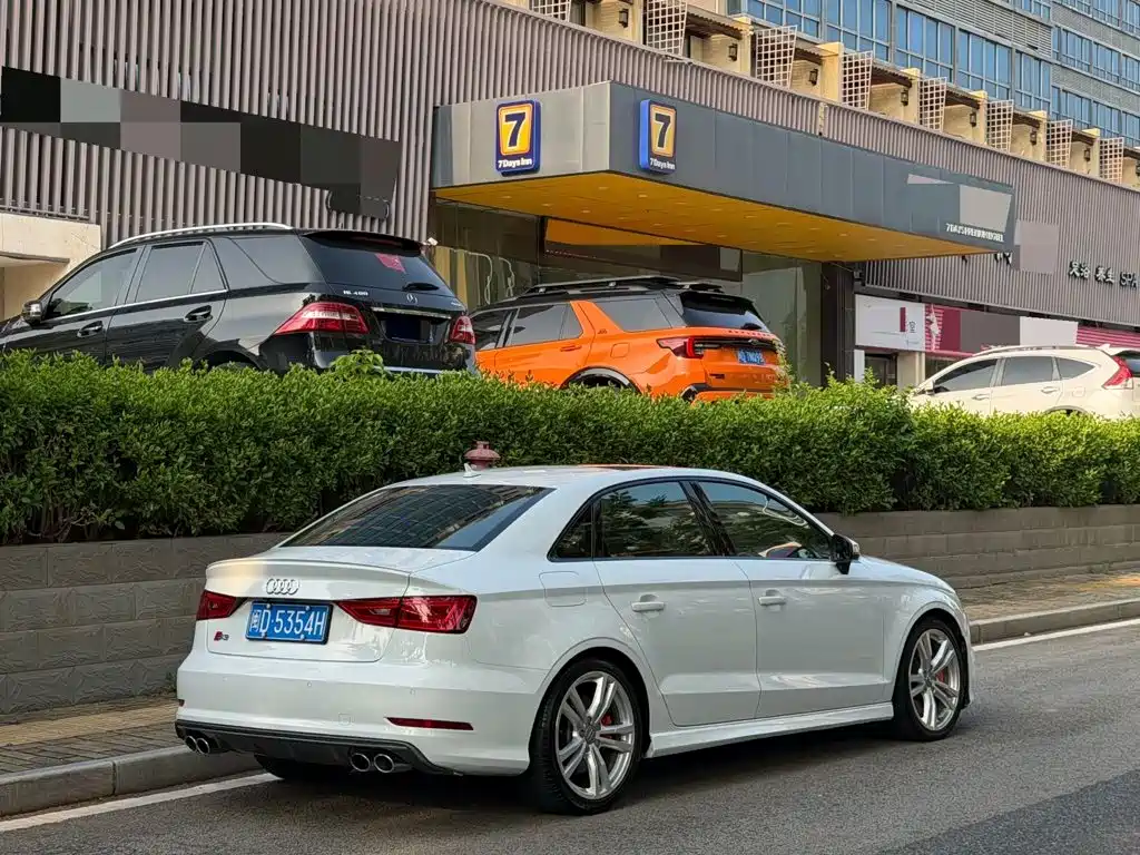 Audi S3 — миниатюра 13