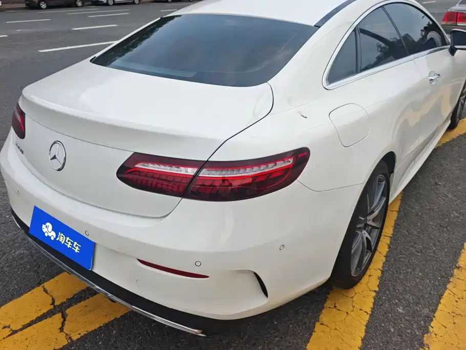 Mercedes-Benz E-Class (Import) — миниатюра 3