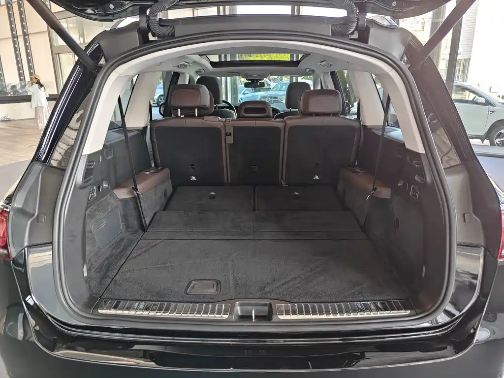 Mercedes-Benz GLS — миниатюра 9