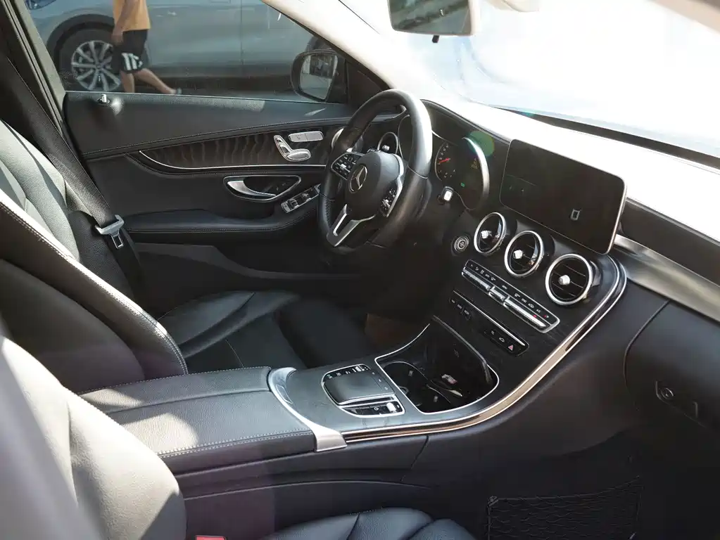 Mercedes-Benz C-Class — миниатюра 15