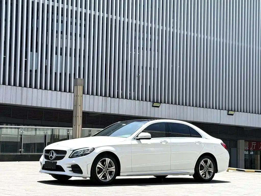 Mercedes-Benz C-Class 2018