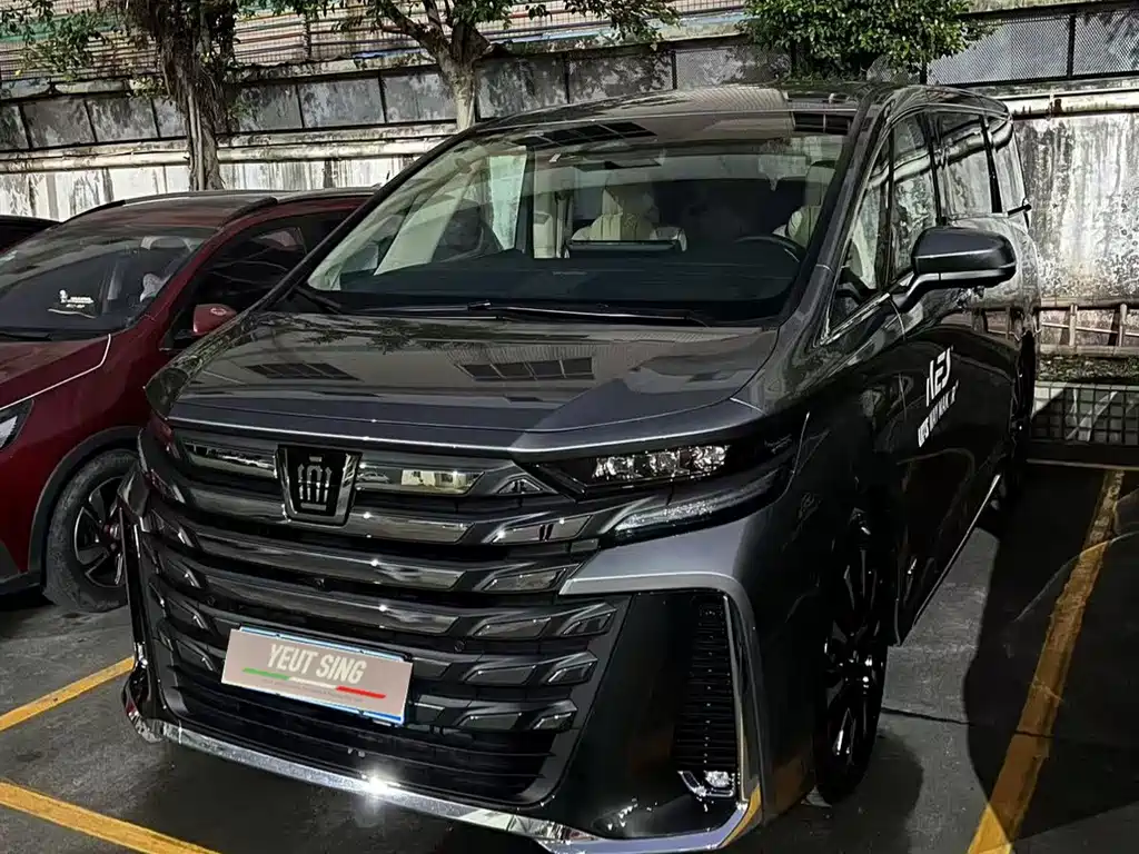 Toyota Alphard 2023