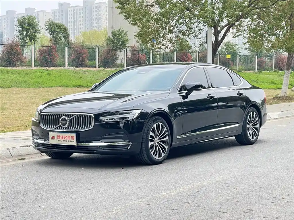 Volvo S90 2023