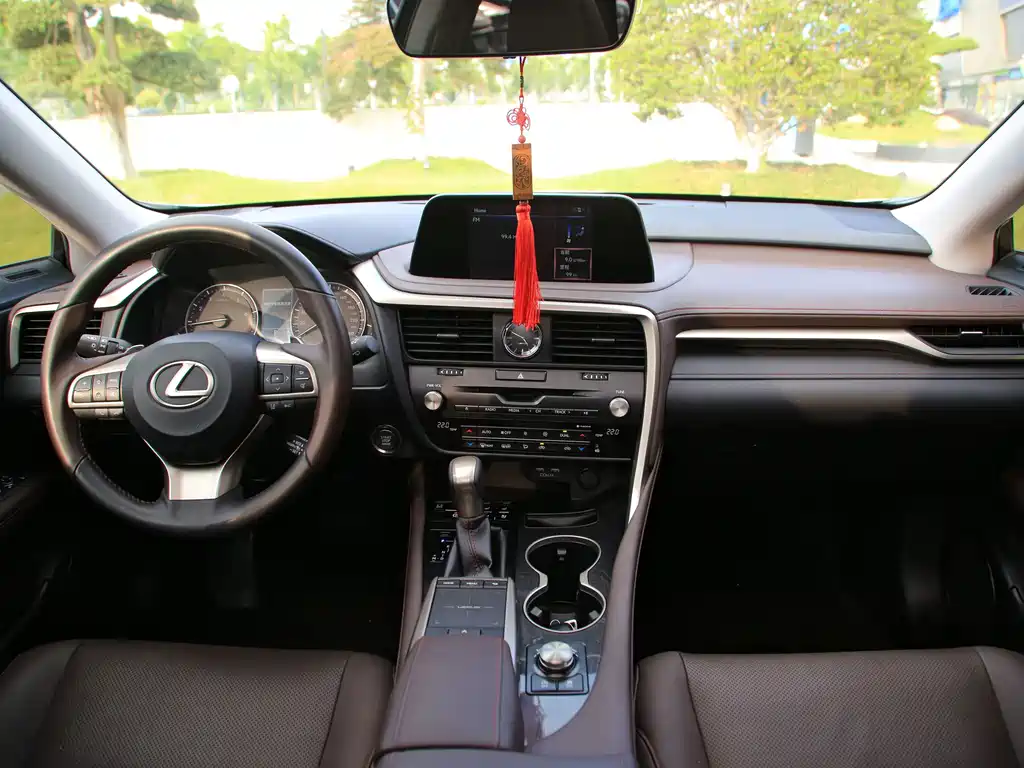 Lexus RX — миниатюра 4