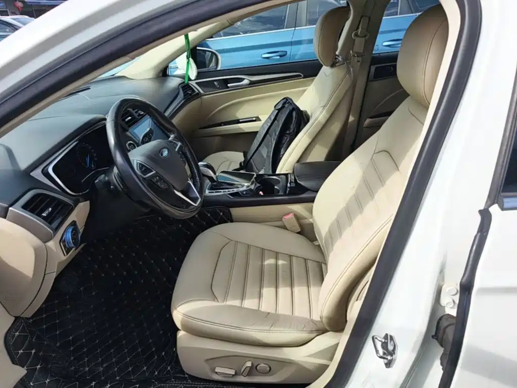 Ford Mondeo — миниатюра 15