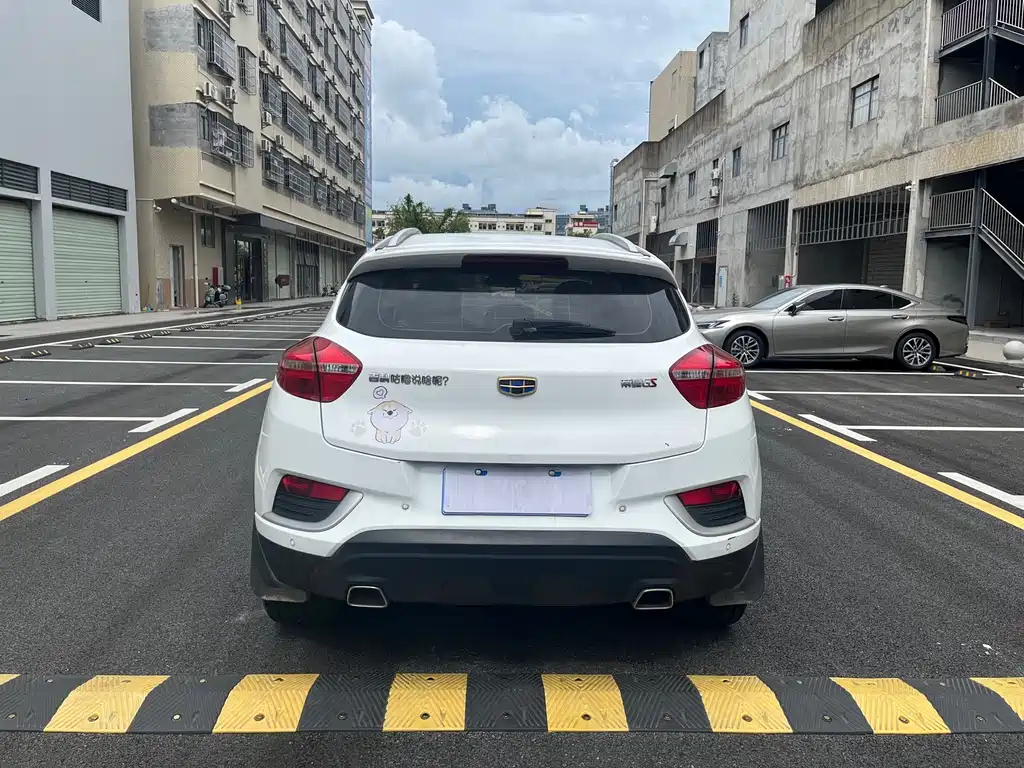 Geely Emgrand GS — миниатюра 8