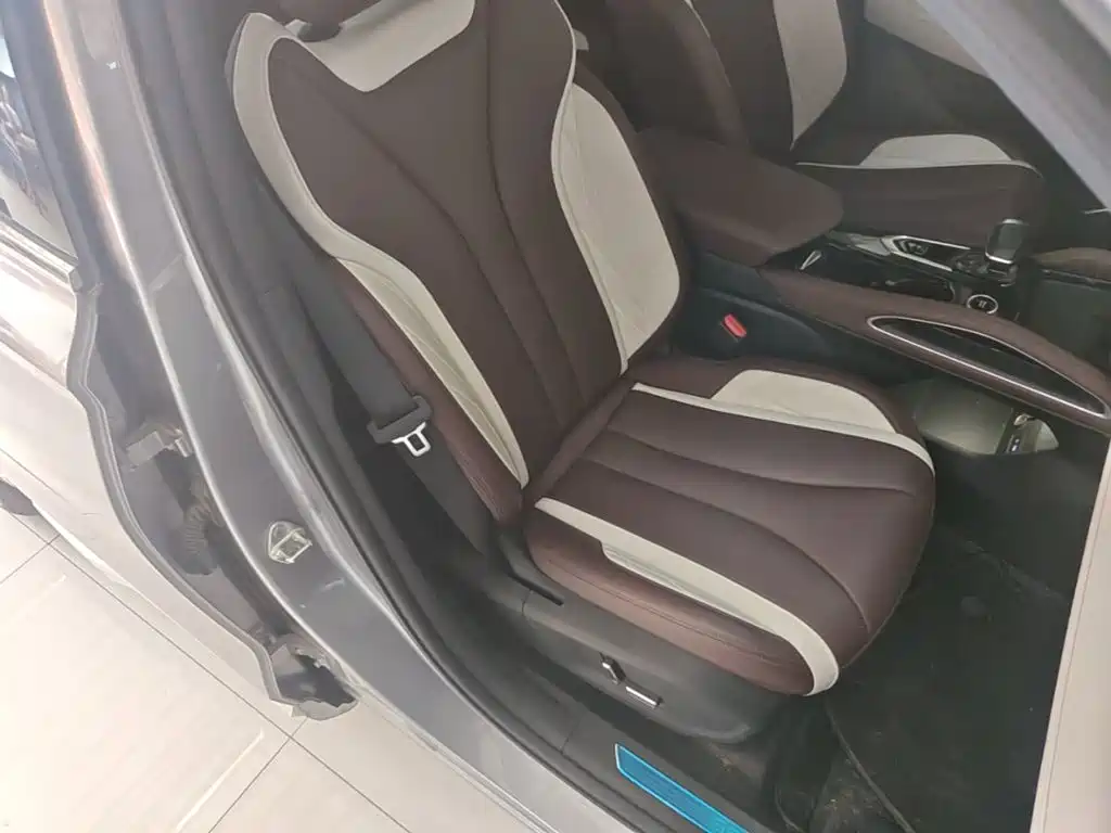 Geely Xingyue L — миниатюра 25