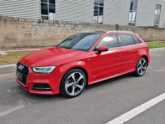 AUDI  A3 2019