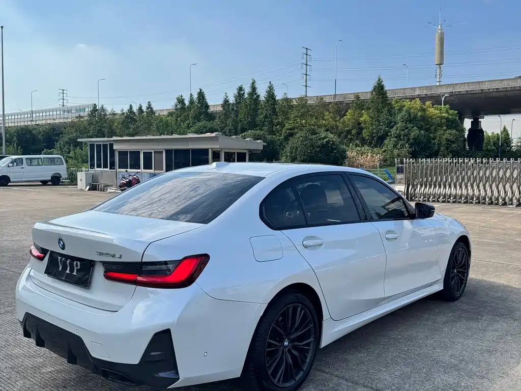 BMW 3 Series — миниатюра 9