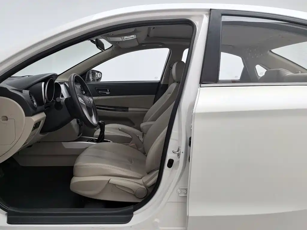 Changan Eado — миниатюра 10